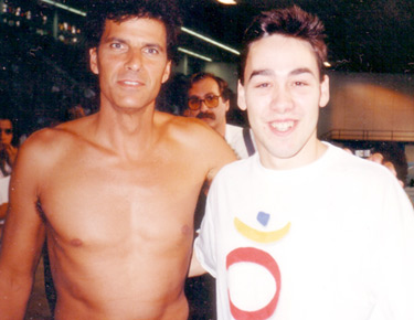 David Alonso con Mark Spitz, nadador siete veces campeón olímpico, en la presentación de las Paralimpiadas Barcelona 92 