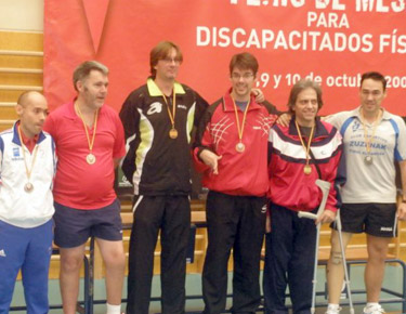 Medalla de bronce por equipos