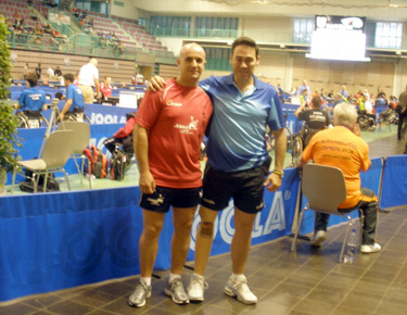 David Alonso, a la derecha, junto con un participante del open. 