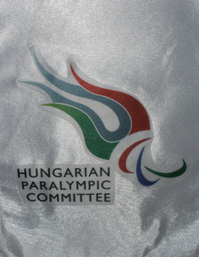 Logotipo del Comité Paralímpico húngaro.