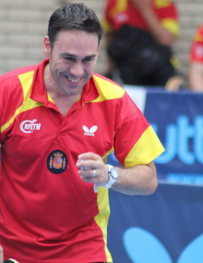 David Alonso, celebra un punto