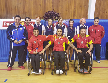 David Alonso, con los compañeros de la Selección